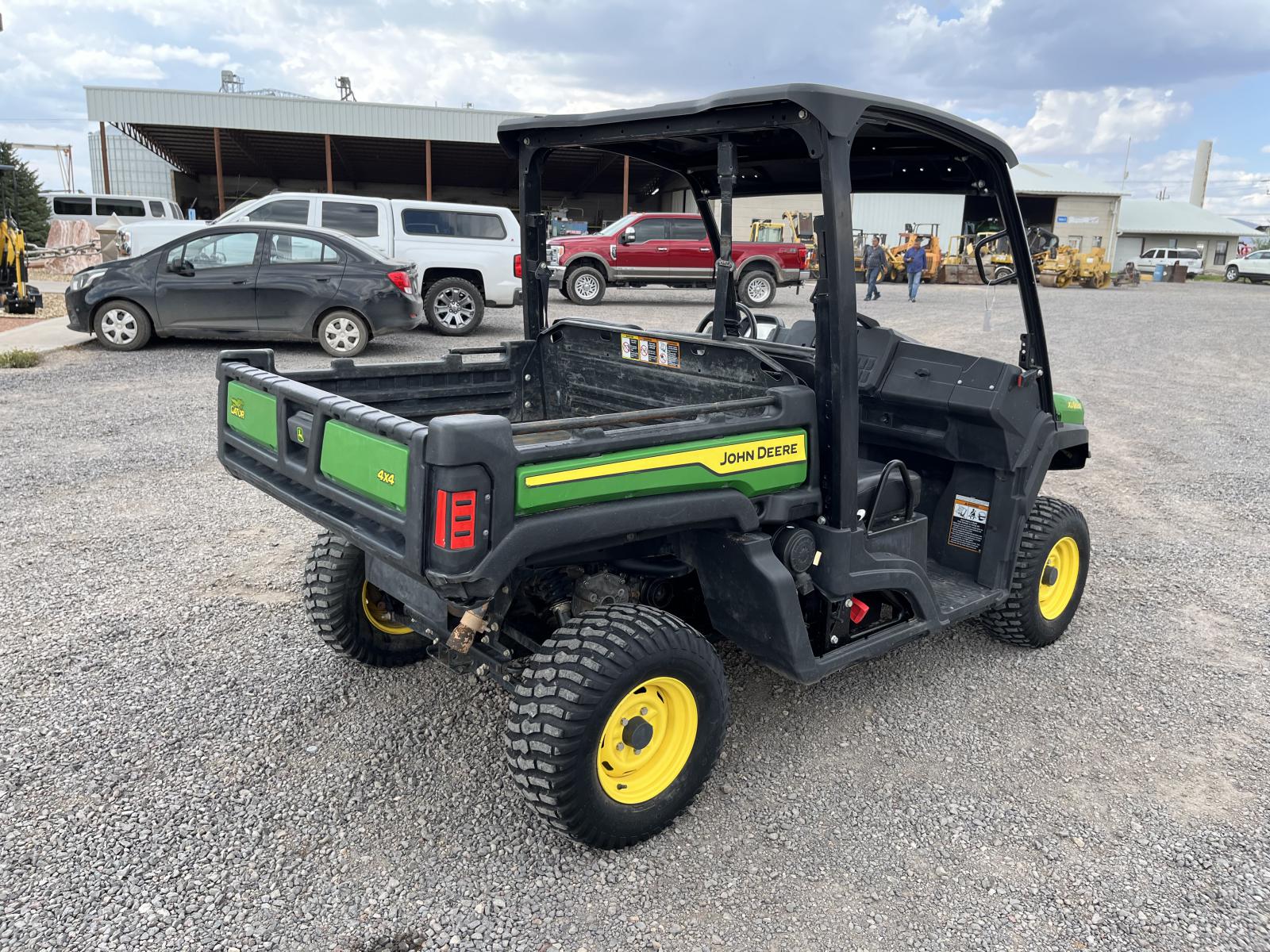 ./imagenes/INVOICE/2019/18255/JOHN DEERE XUV835E (4).JPG